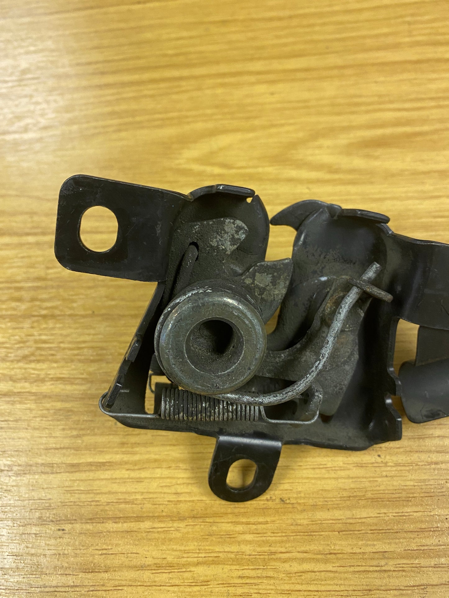 Subaru Impreza WRX STI VER 8 Blobeye Bonnet Catch Latch Mechanism 03-05