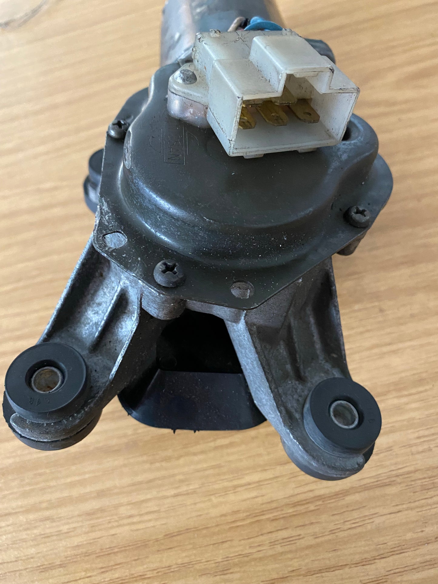 Nissan Skyline GTR R32 BNR32 Front Windscreen Wiper Motor UK