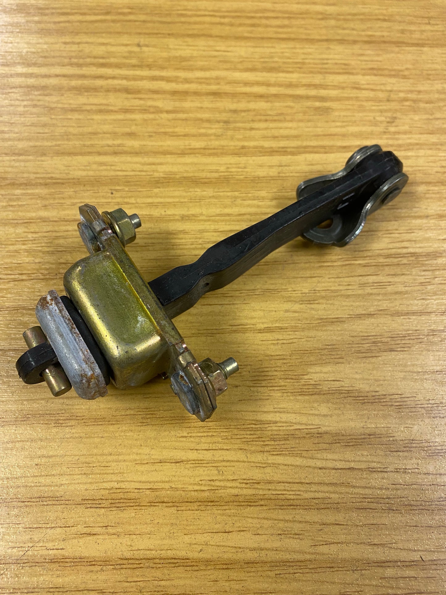 Subaru Impreza STI 8 9 Blobeye Hawkeye Front Right Link Door Stopper Hinge 03-07