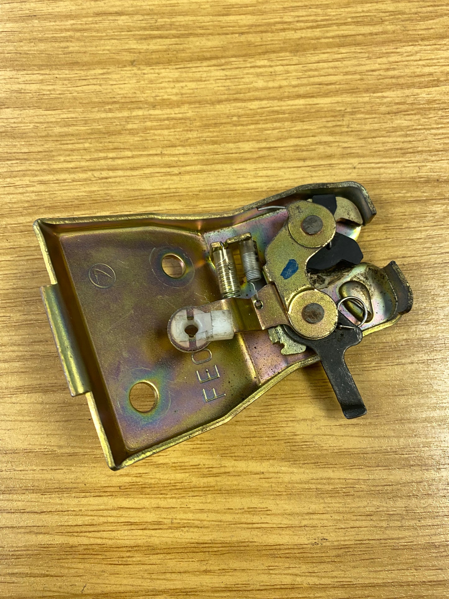 Subaru Impreza STI 8 9 Blobeye Hawkeye Rear Boot Latch Catch Mechanism (2)