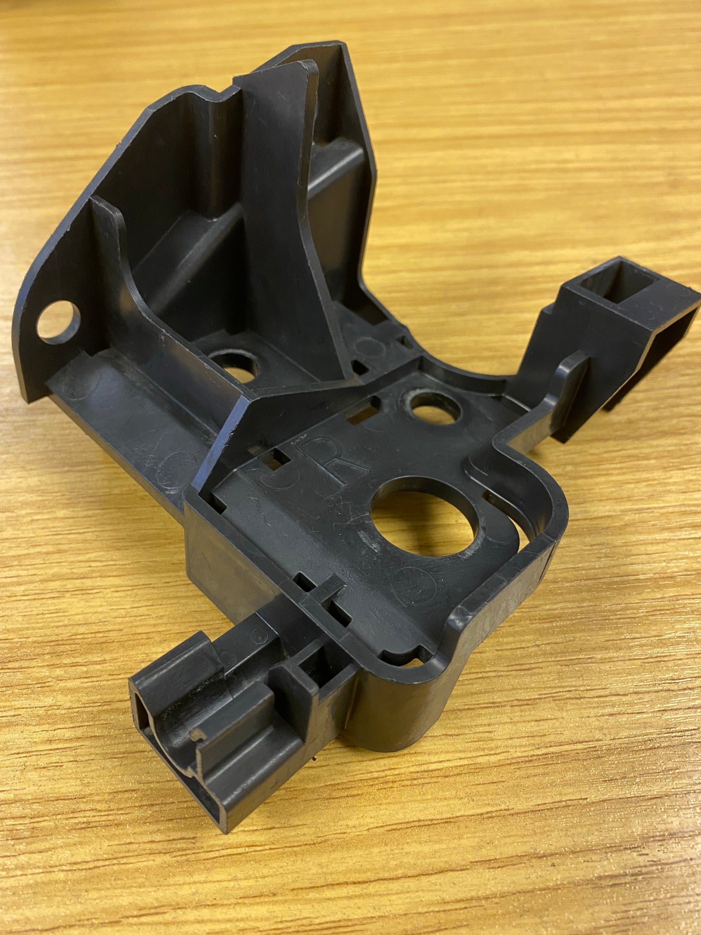 Subaru Impreza WRX STI 8 GDB Blobeye Right RHS Headlight Bracket 03-05
