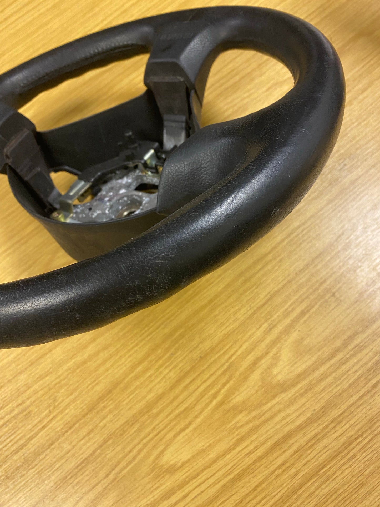Honda Integra Type R DC5 Steering Wheel MOMO UK PARTS