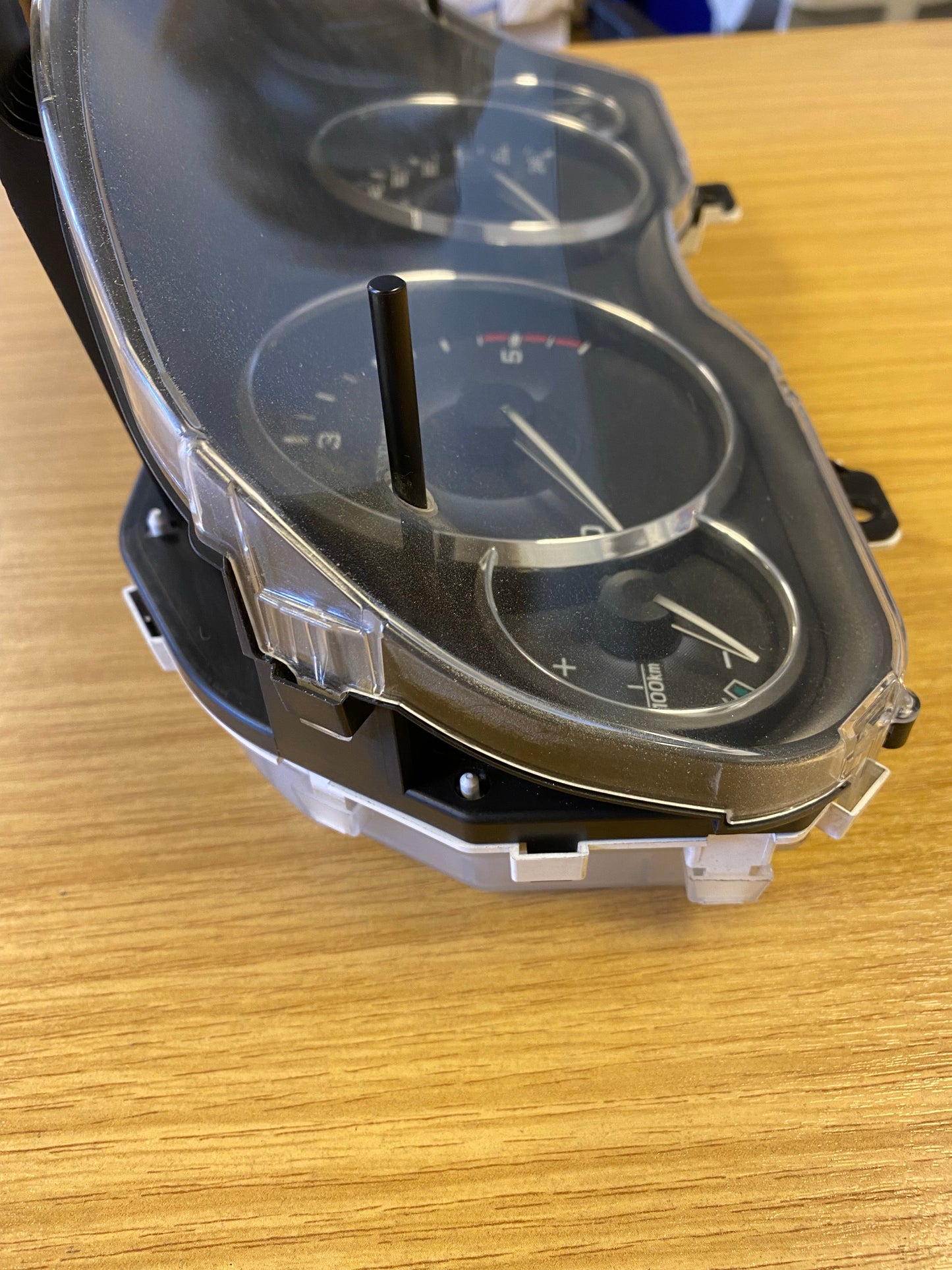 Subaru Legacy Outback Turbo Diesel Speedometer Cluster Dial Unit 85003AJ080 NS05003K