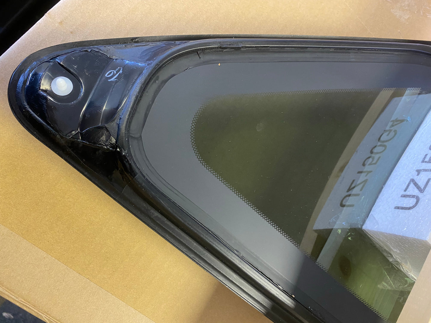 Brand New Genuine Nissan Skyline GTR GTT R34 Rear Left Quarter Window Glass LHS