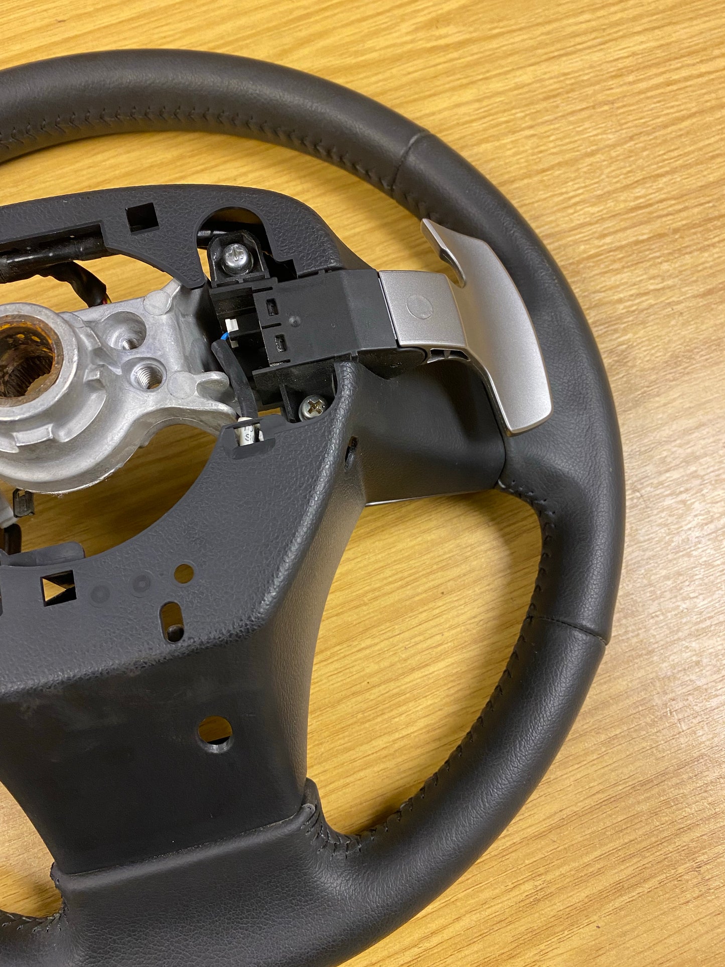 Subaru Impreza 2.0 Auto Automatic Paddle Shift Multi-Functional Steering Wheel