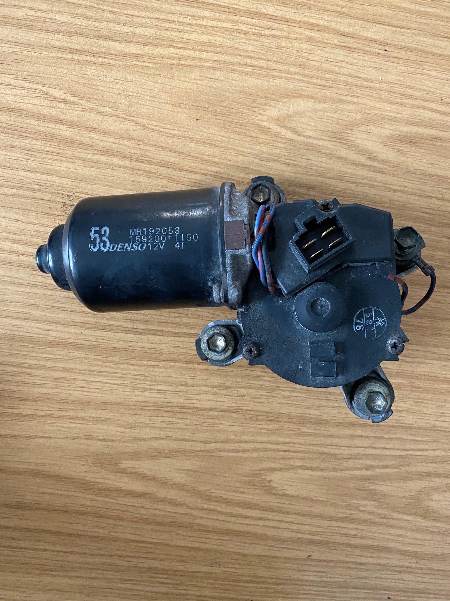 Mitsubishi Lancer Evolution Evo 4 Evo 5 Evo 6 IV V VI Front Wiper Motor Denso (1)