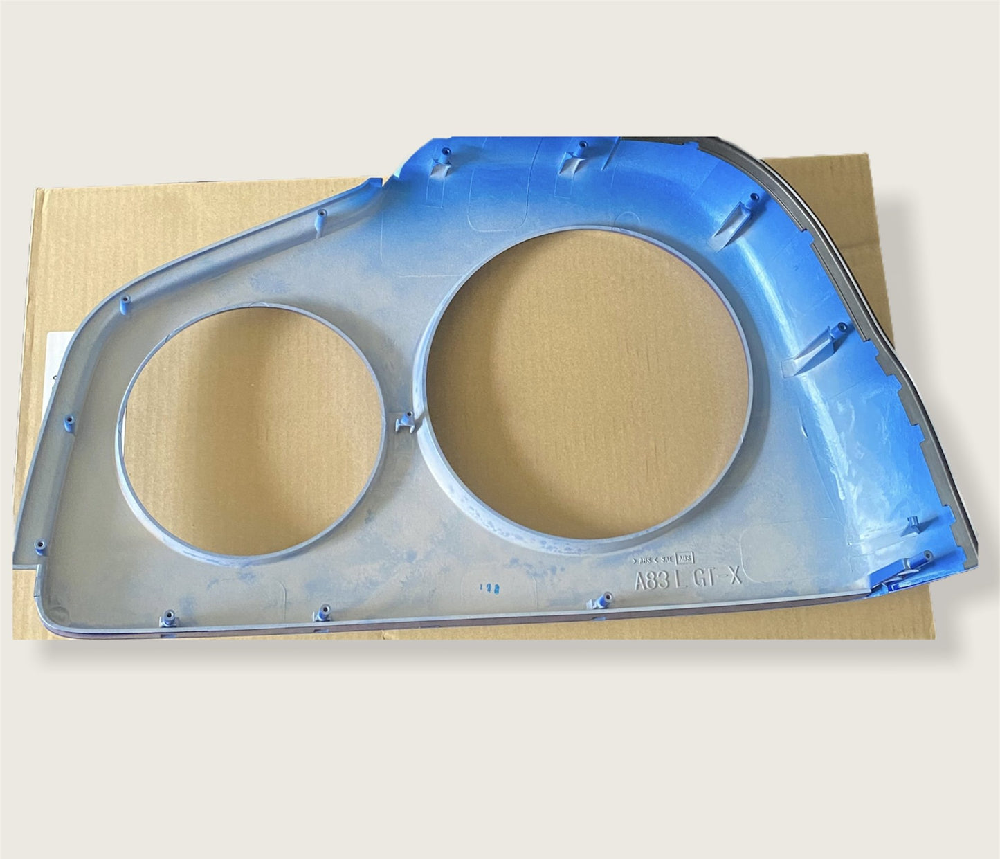 Pair of NEW Genuine Nissan Skyline GTR R34 Rear Left & Right Light Cover TV2