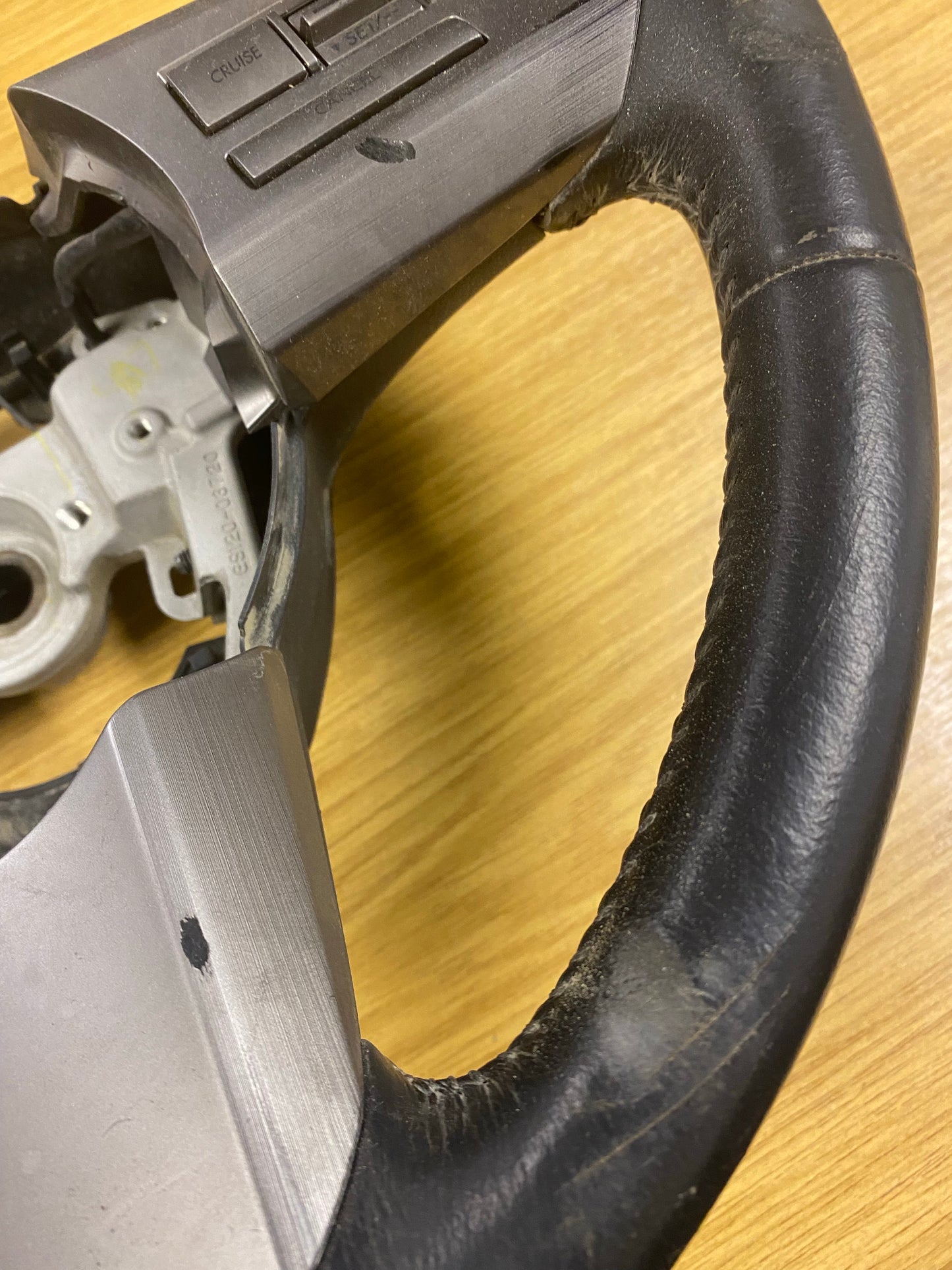 Subaru Outback Multi Function Manual Steering Wheel Spares/Repairs 10-14 UK
