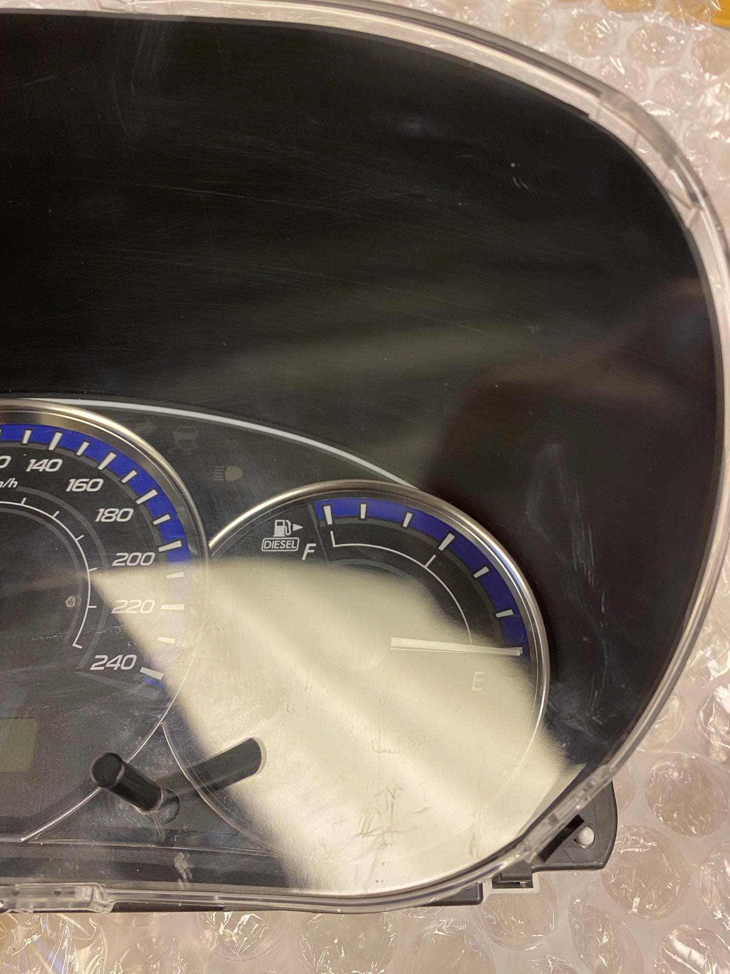 Subaru Impreza 2.0 Diesel Speedometer Speedo Clocks Cluster KM 2008-2012