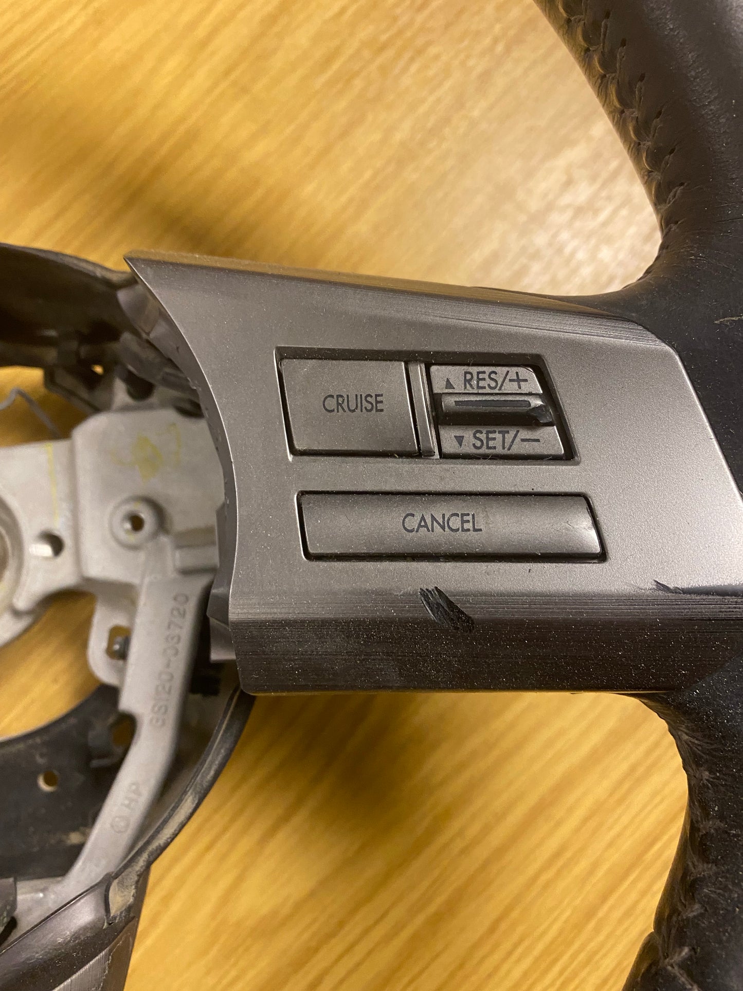 Subaru Outback Multi Function Manual Steering Wheel Spares/Repairs 10-14 UK