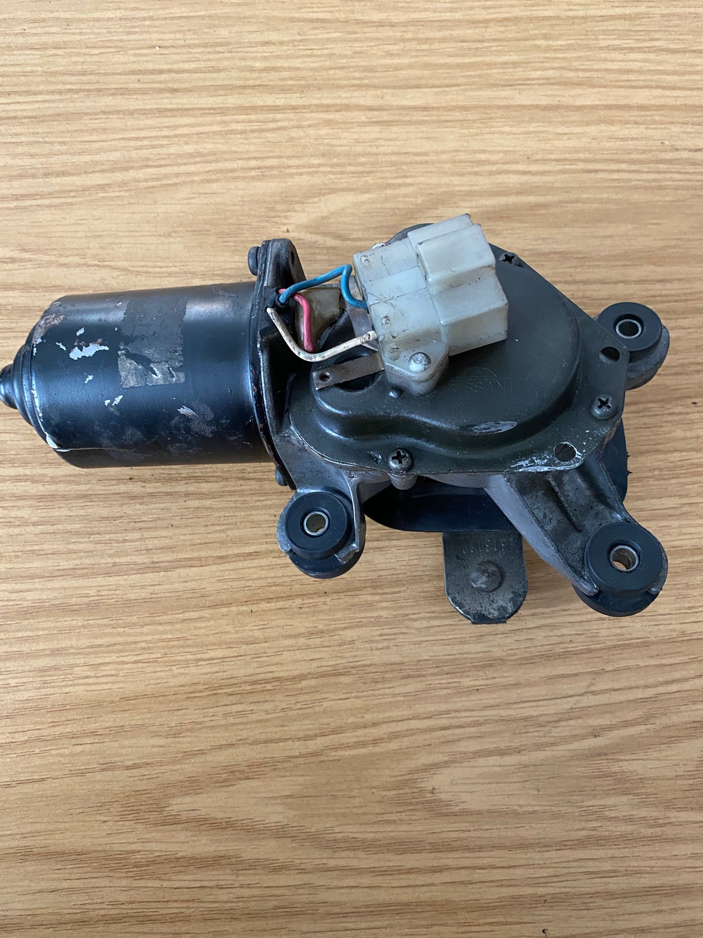 Nissan Skyline GTR R32 BNR32 Front Windscreen Wiper Motor UK