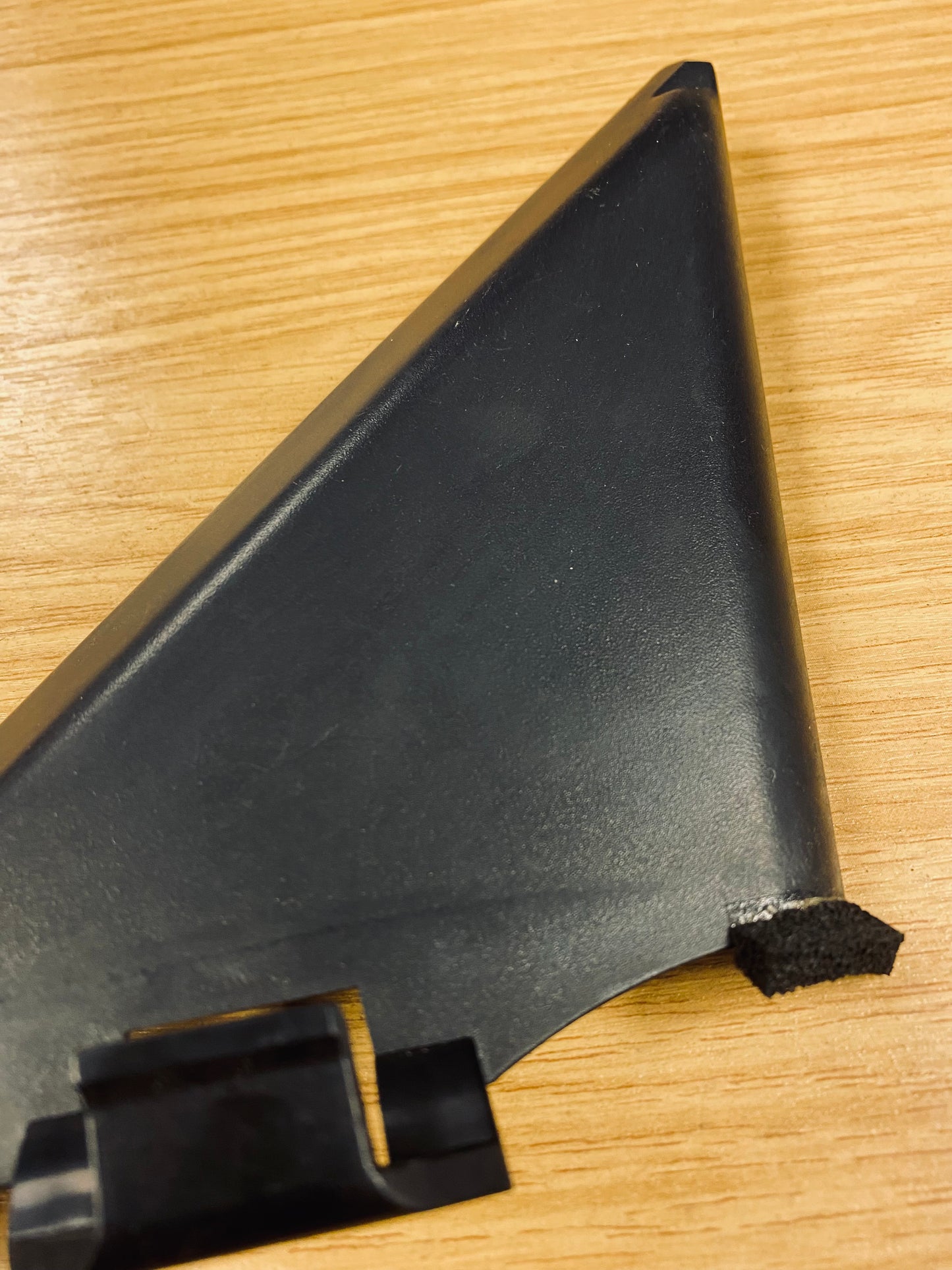 Nissan Skyline GTR R34 Interior Front Right Door Corner Cover 80292AA100 (1)