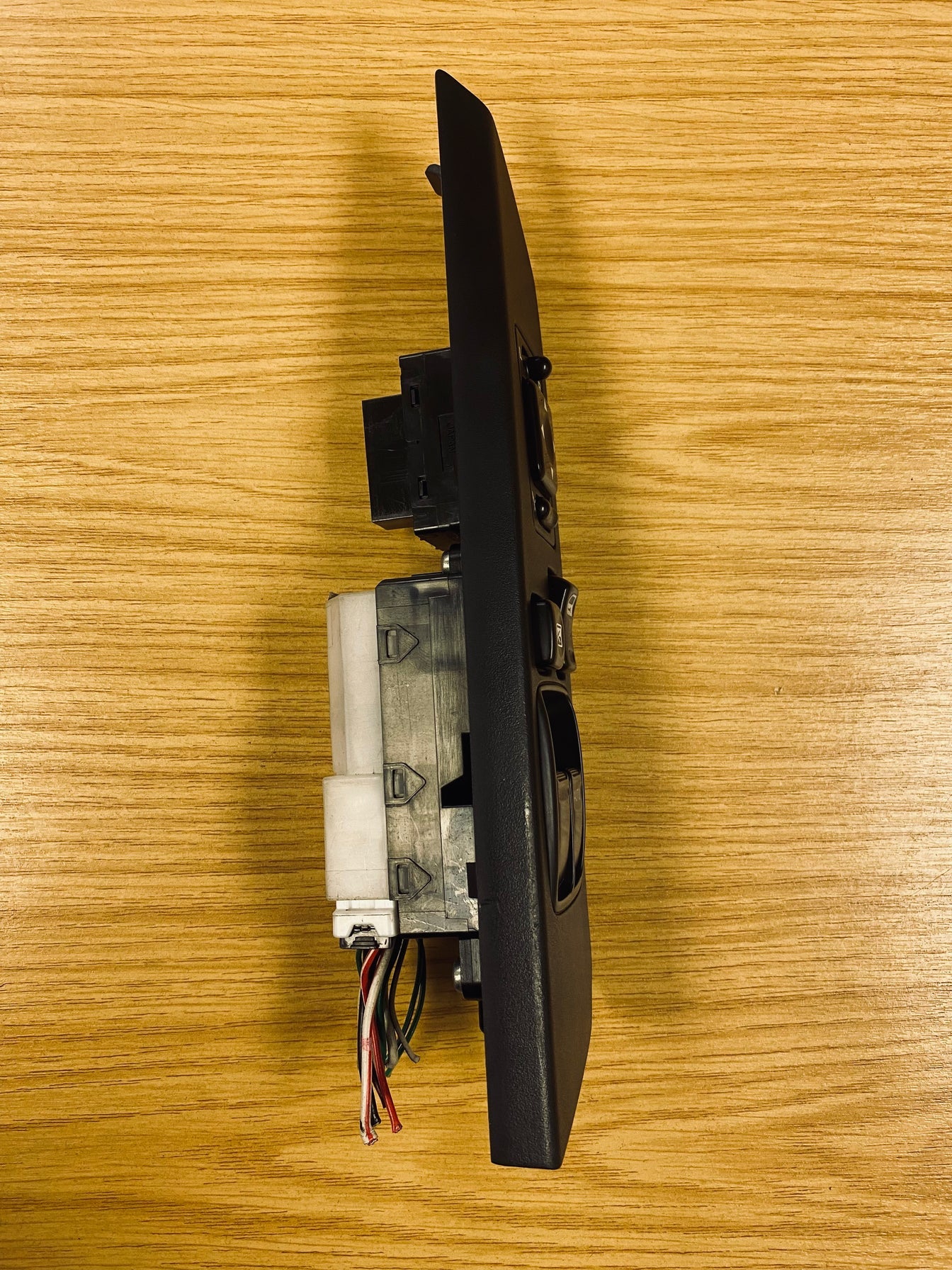 Nissan Skyline GTT GTR R34 Electric Windows & Mirrors Switch Drivers Side (3)