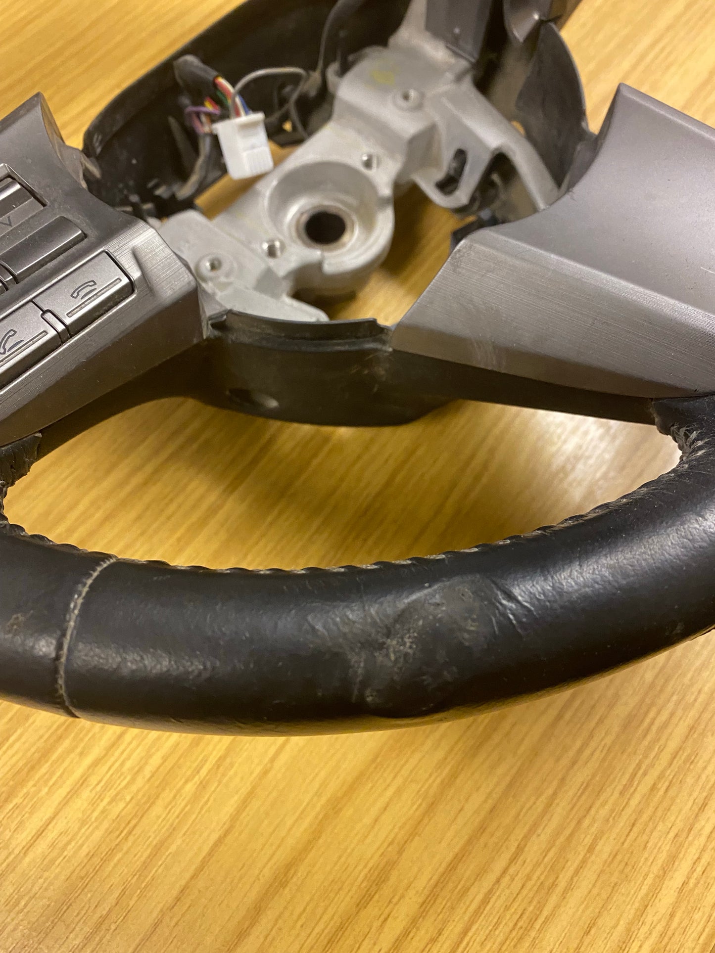 Subaru Outback Multi Function Manual Steering Wheel Spares/Repairs 10-14 UK