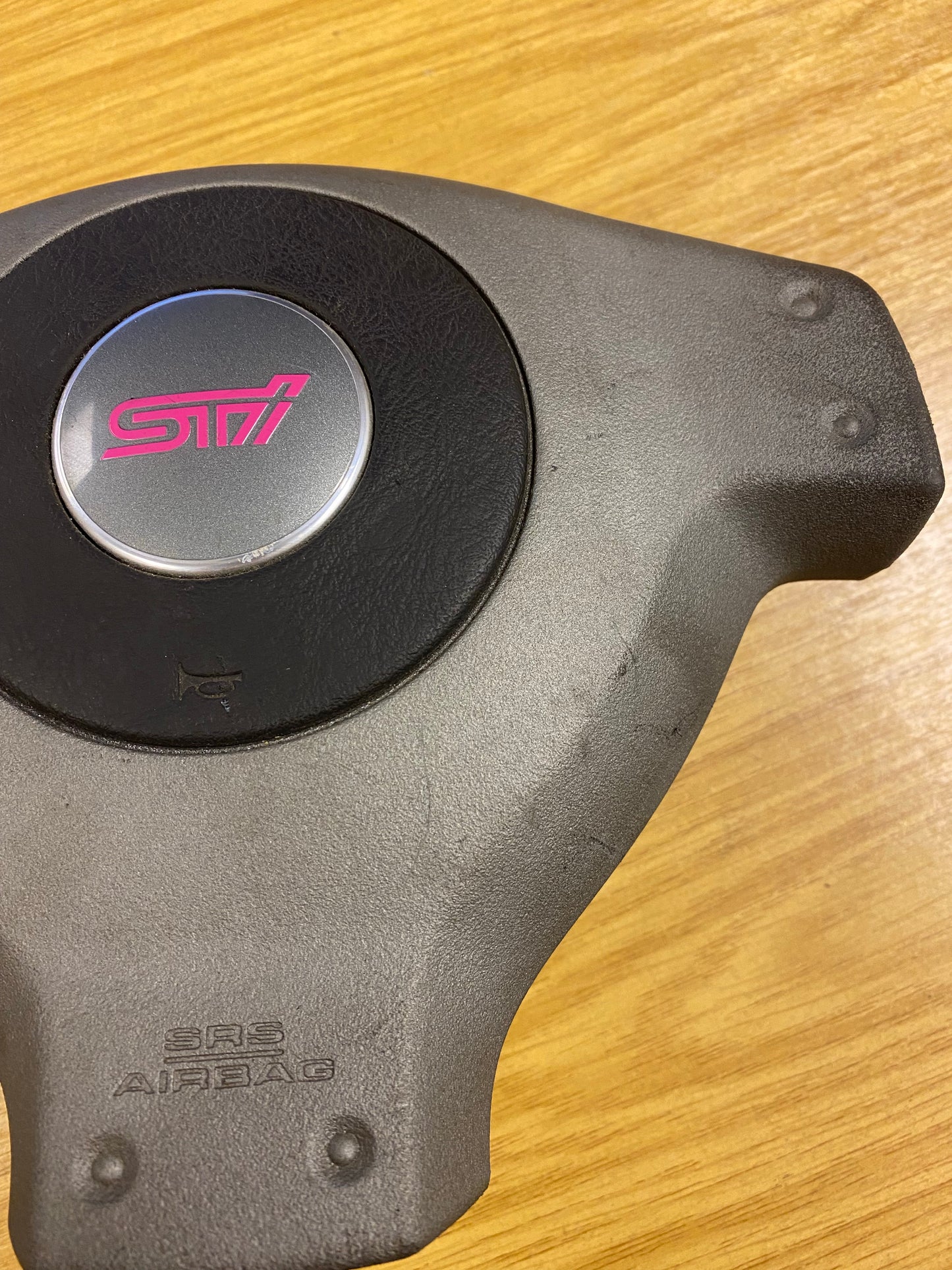 Subaru Impreza STI 8 Blobeye Drivers Steering Centre Trim Horn AB Unit