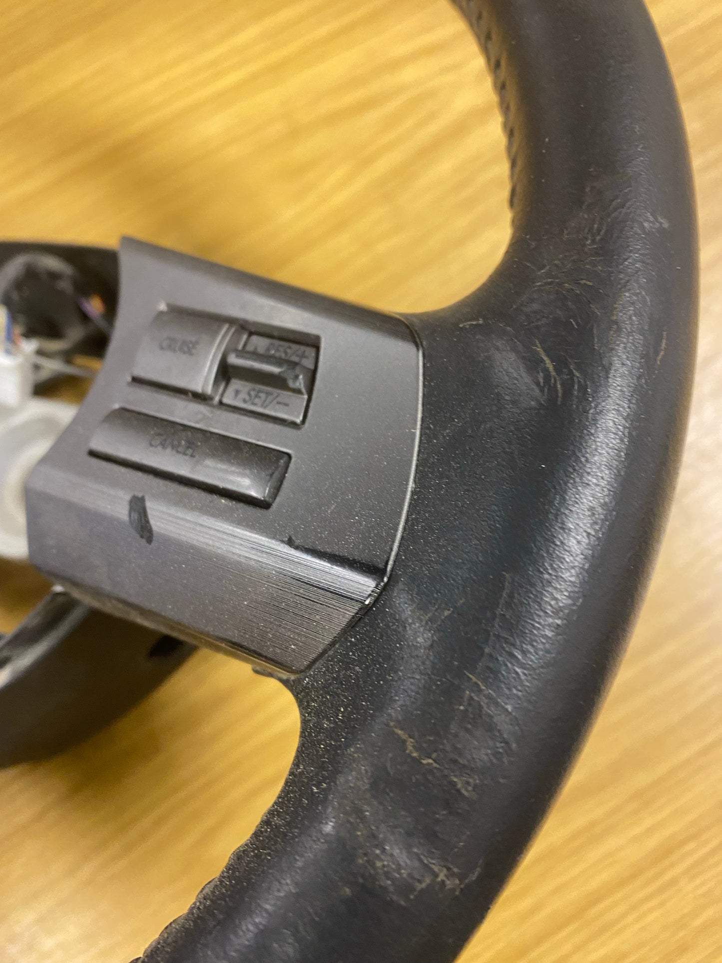 Subaru Outback Multi Function Manual Steering Wheel Spares/Repairs 10-14 UK