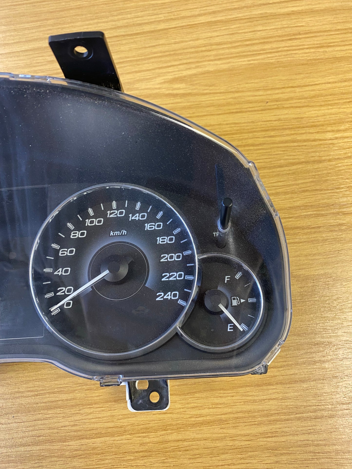 Subaru Legacy Outback Turbo Diesel Speedometer Cluster Dial Unit 85003AJ080 NS05003K