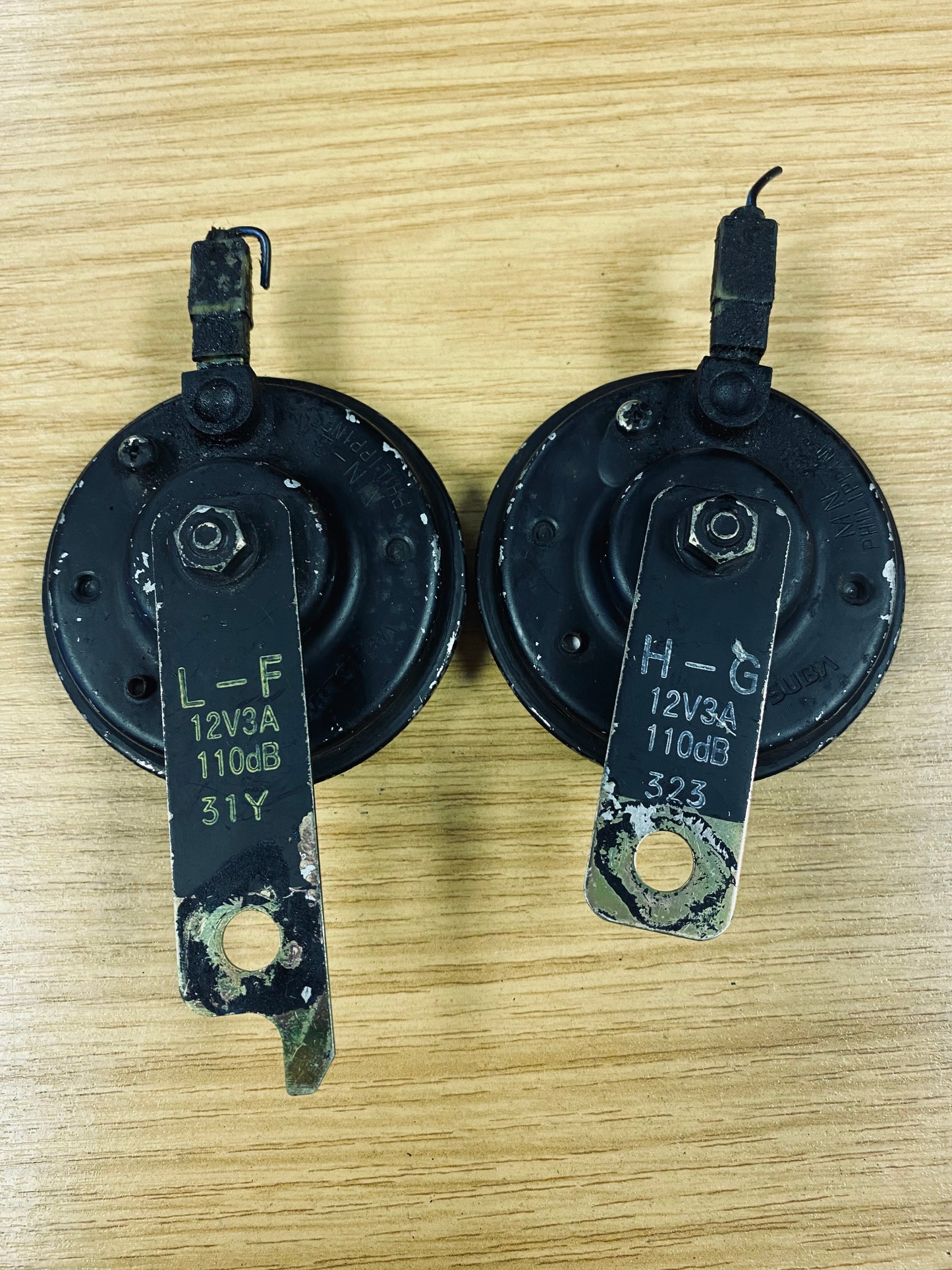 2x Genuine OEM Subaru Impreza WRX STI Ver 7 8 Horns Horn UK STOCK 02-05 (2)