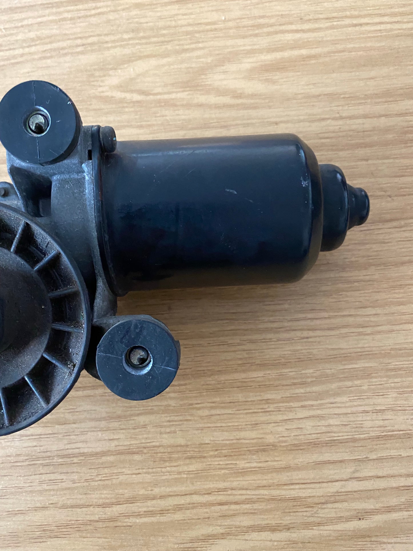 Mitsubishi Lancer Evolution Evo 4 Evo 5 Evo 6 IV V VI Front Wiper Motor Denso (1)
