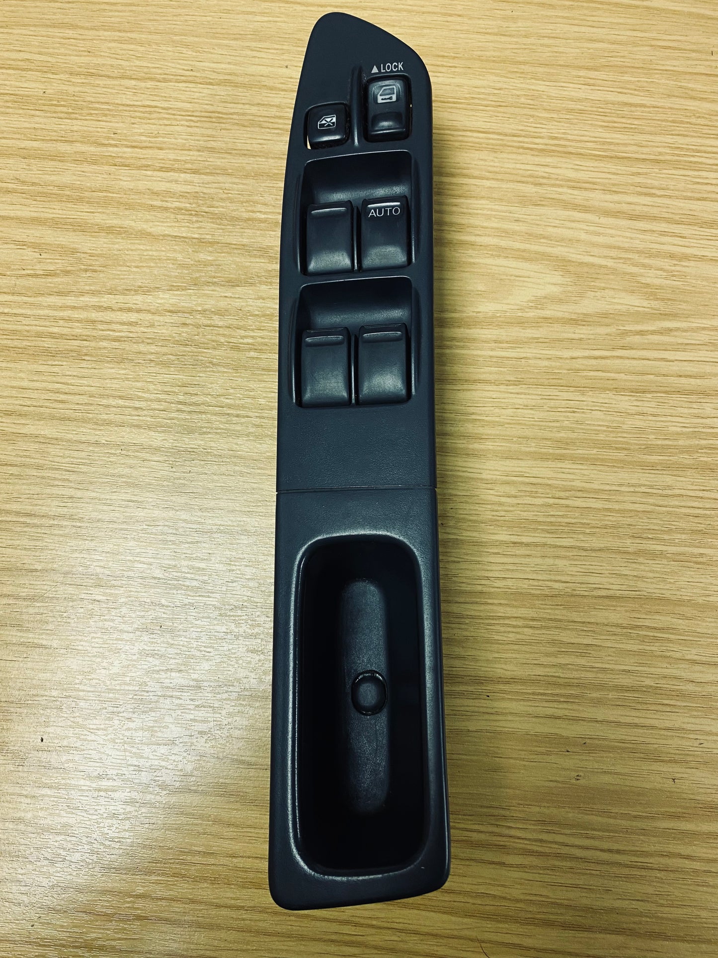 Subaru Impreza STI 8 9 Blobeye Hawkeye Front Right Electric Window Switch 03-07 (3)
