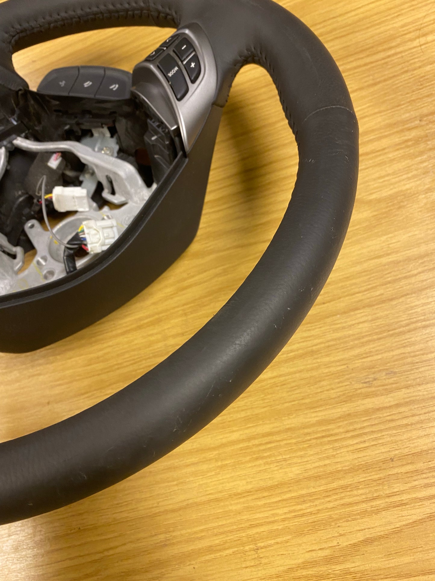 Subaru Impreza Hatchback GR GH G3 2.0D AWD Steering Wheel 07-14