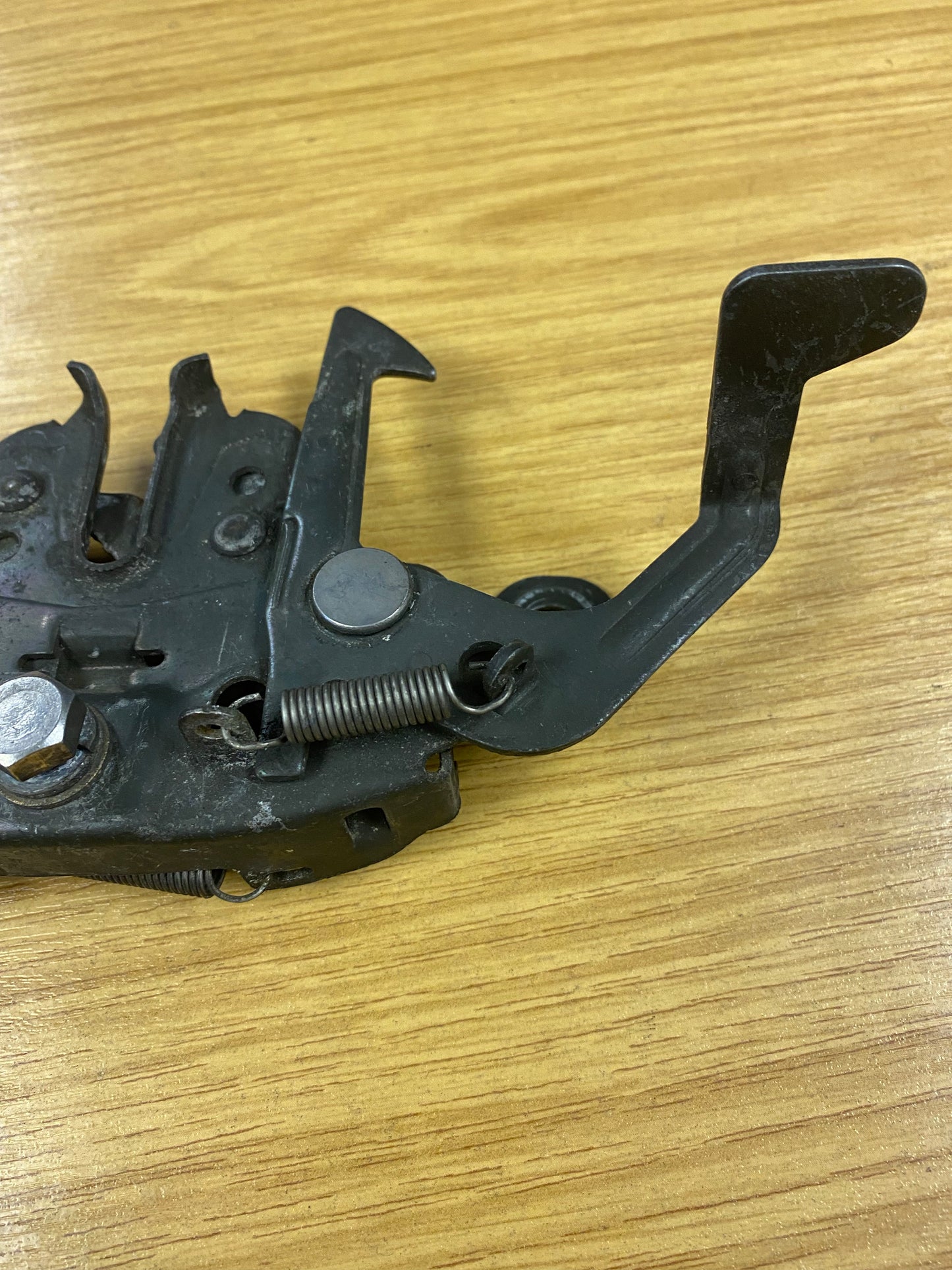 Nissan Pulsar GTI-R GTIR Bonnet Latch Catch Mechanism
