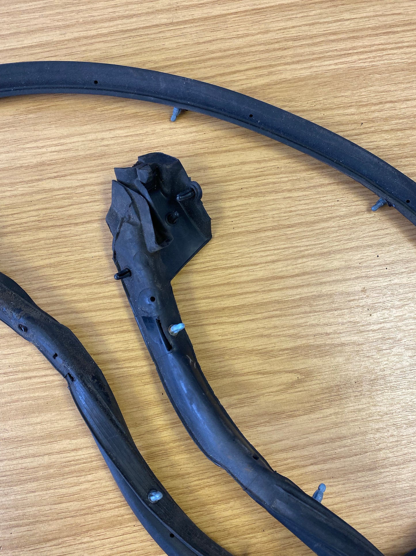 Nissan Skyline GTR R33 Front Right Door Weatherstrip Seal 95-98 8083022U00