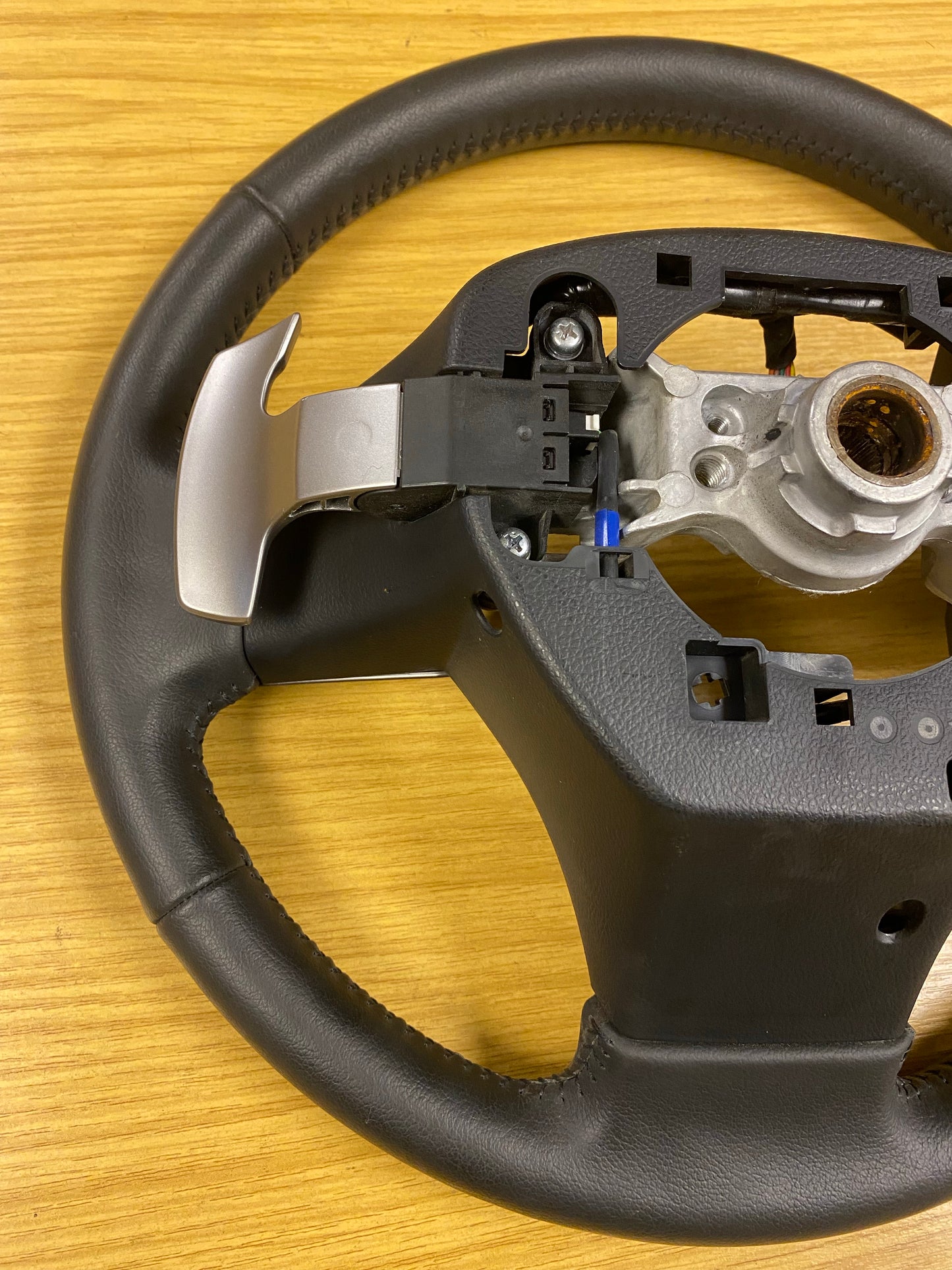 Subaru Impreza 2.0 Auto Automatic Paddle Shift Multi-Functional Steering Wheel