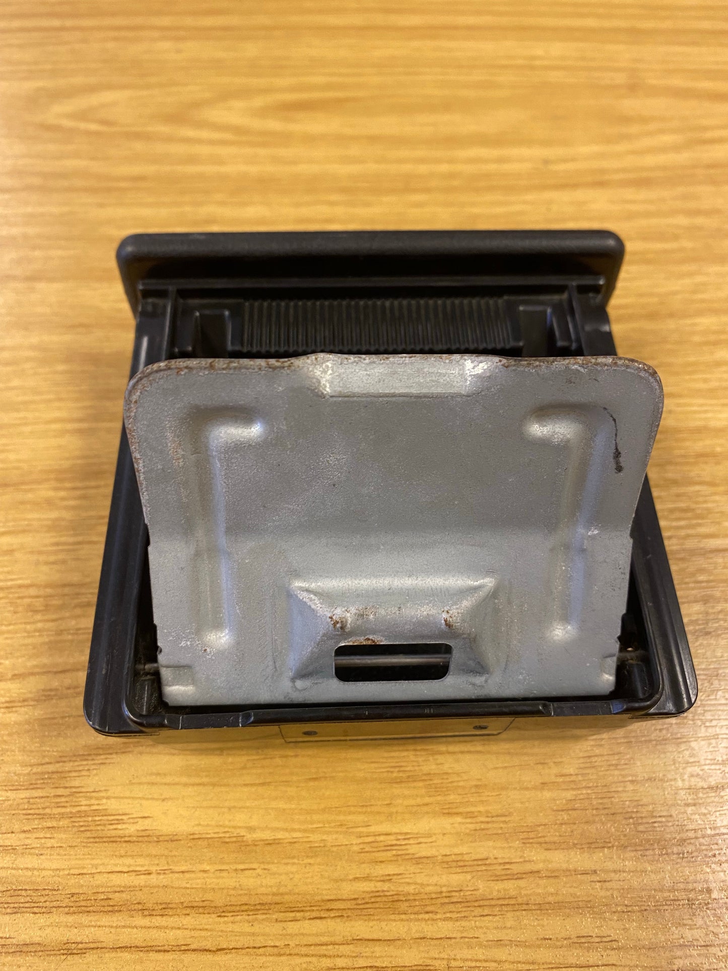 Mitsubishi Evo 4 Evo 5 Evo 6 IV V VI Centre Console Dash Ashtray Ash Tray Assy (1)