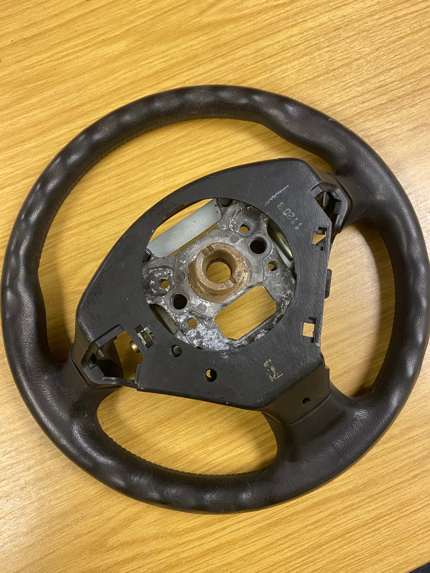 Honda Integra Type R DC5 Steering Wheel MOMO UK PARTS