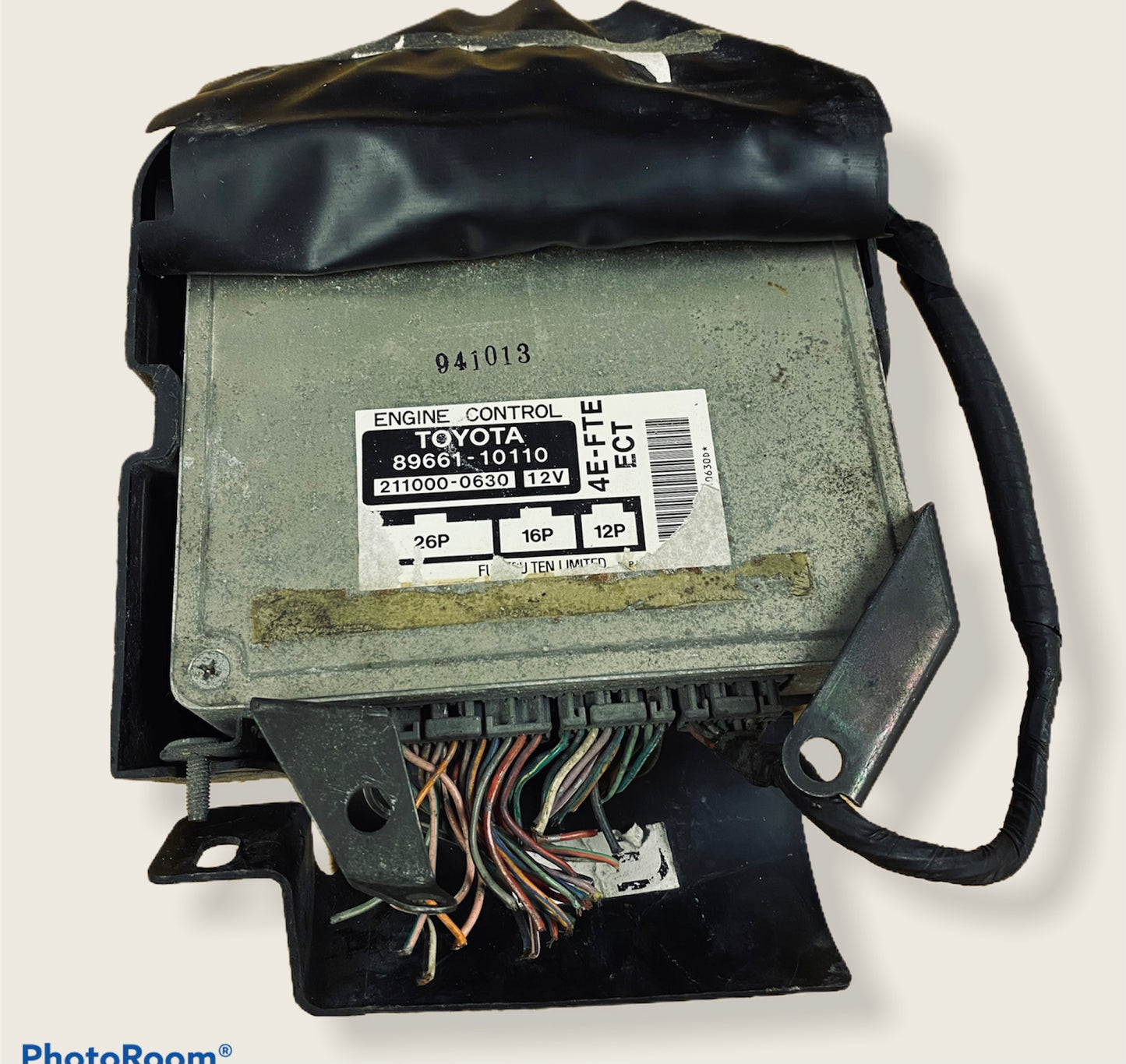 Toyota Starlet 3 Pin EP82 4E-FTE Engine Control Unit Module ECU 89661-10110 (1)