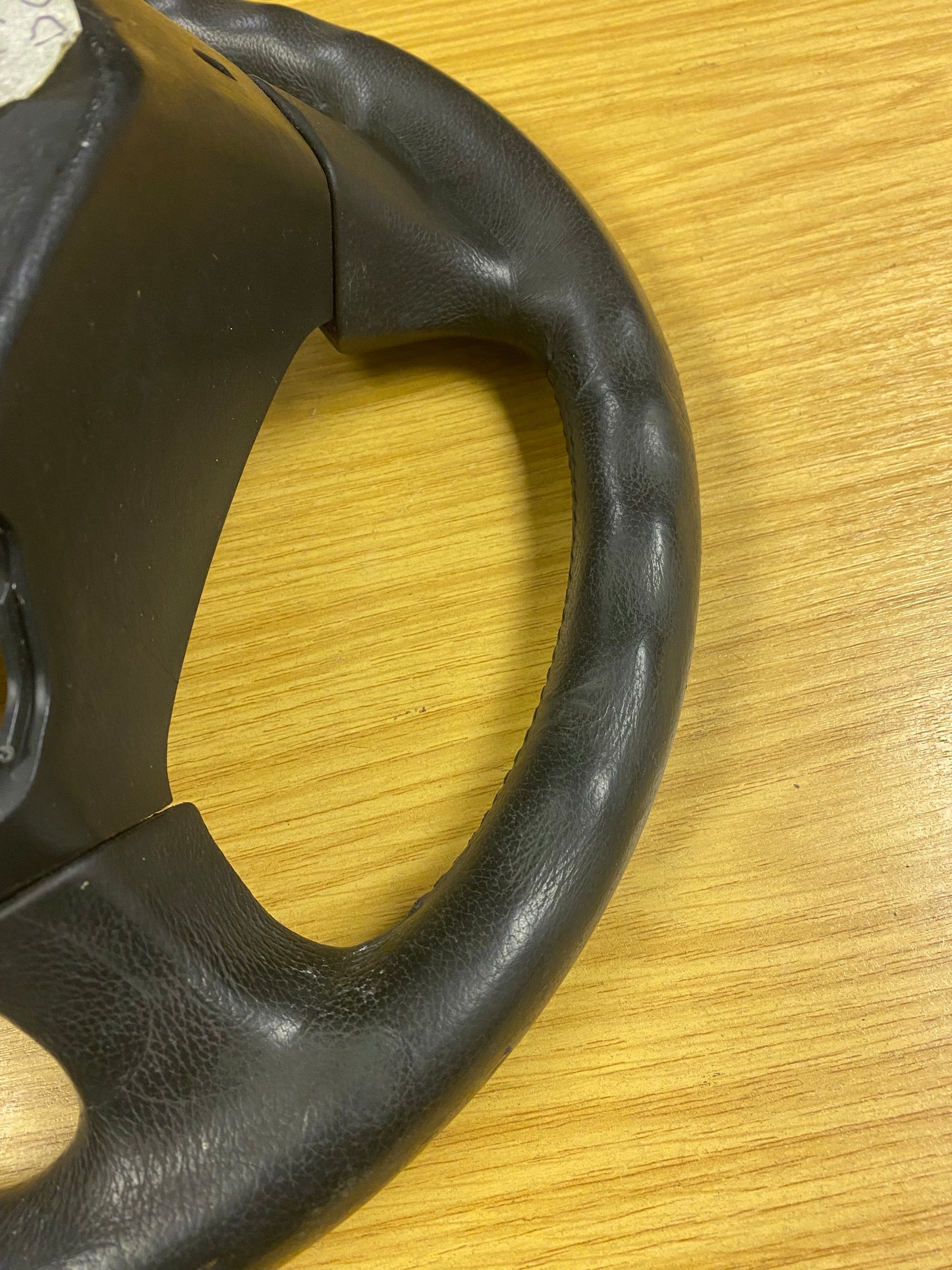 Honda Integra Type R DC5 Steering Wheel MOMO UK PARTS