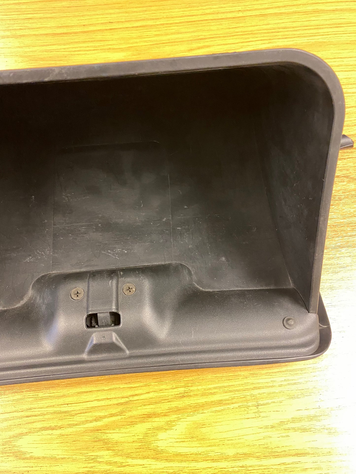 Mitsubishi Evo 4 Evo 5 Evo 6 Glove Box Compartment MR189217 Broken Clip