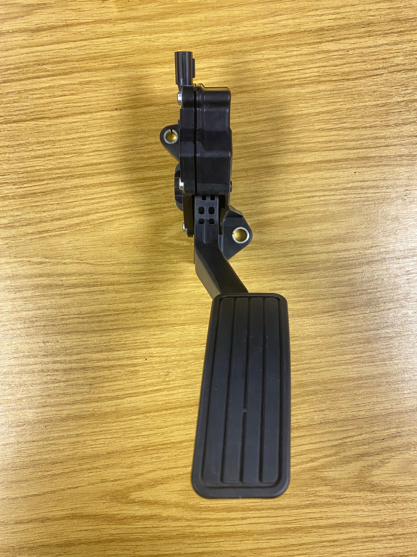 Subaru Legacy Outback MK4 (BR) 2.0D Accelerator Throttle Pedal 10-14 36010AG140