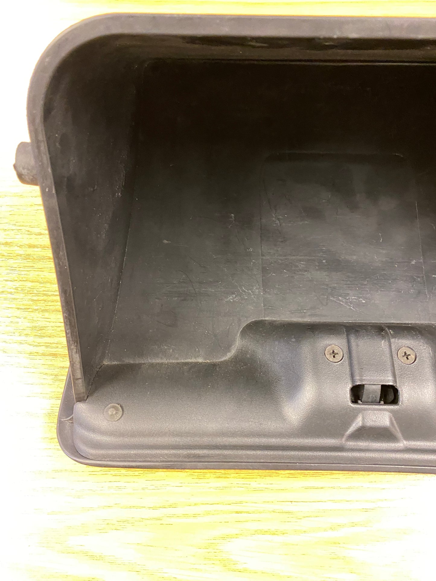 Mitsubishi Evo 4 Evo 5 Evo 6 Glove Box Compartment MR189217 Broken Clip