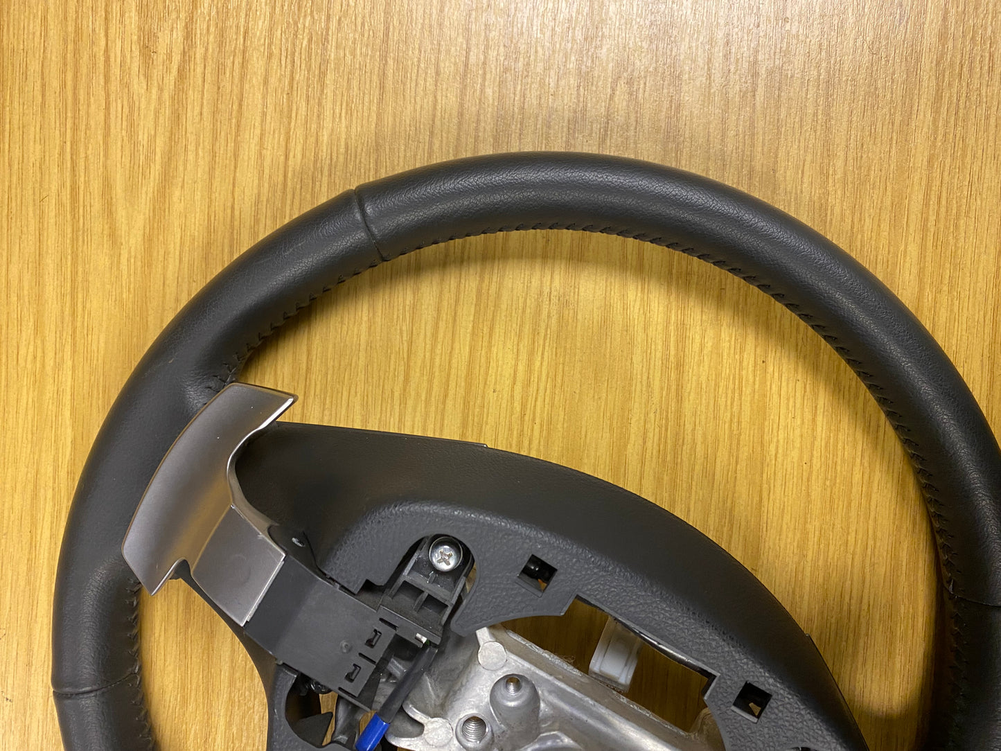 Subaru Impreza 2.0 Auto Automatic Paddle Shift Multi-Functional Steering Wheel