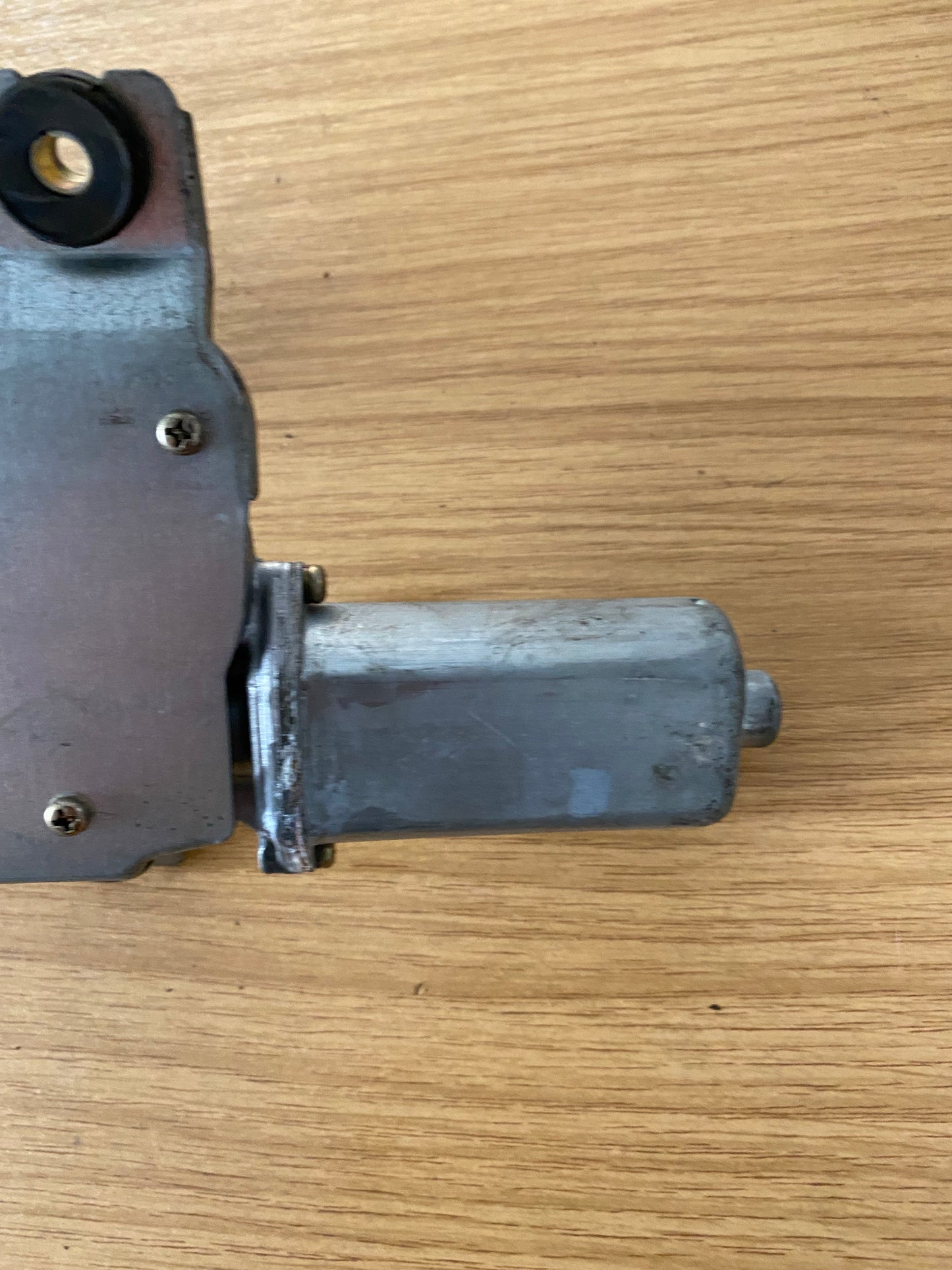 Nissan Skyline GTR R34 BNR34 Windscreen Rear Wiper Motor 99-01