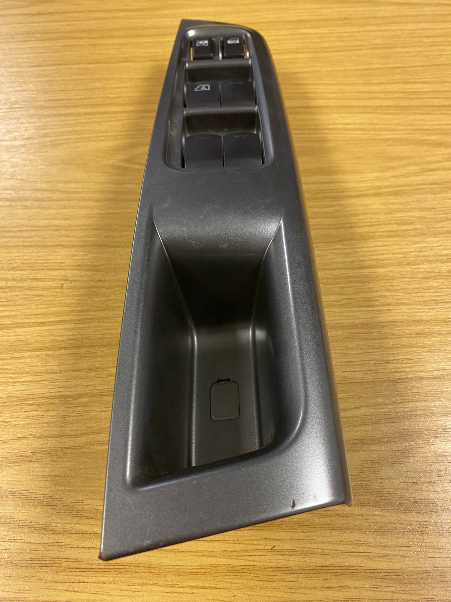 LHD Subaru Impreza Forester Front Left Driver Window Switch 94266FG530