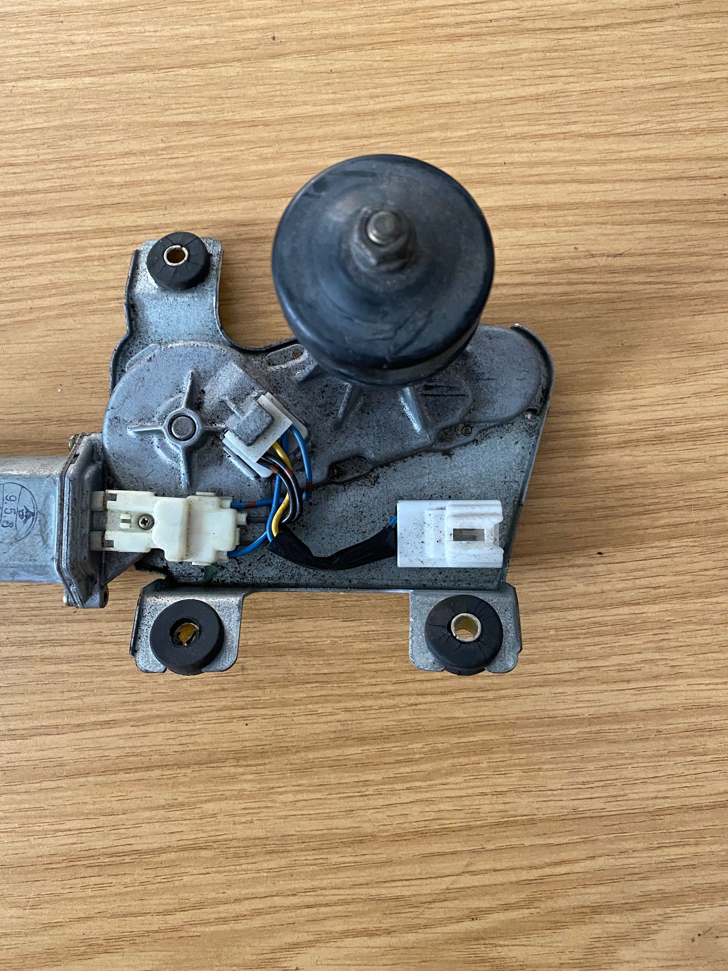 Nissan Skyline GTR R34 BNR34 Windscreen Rear Wiper Motor 99-01
