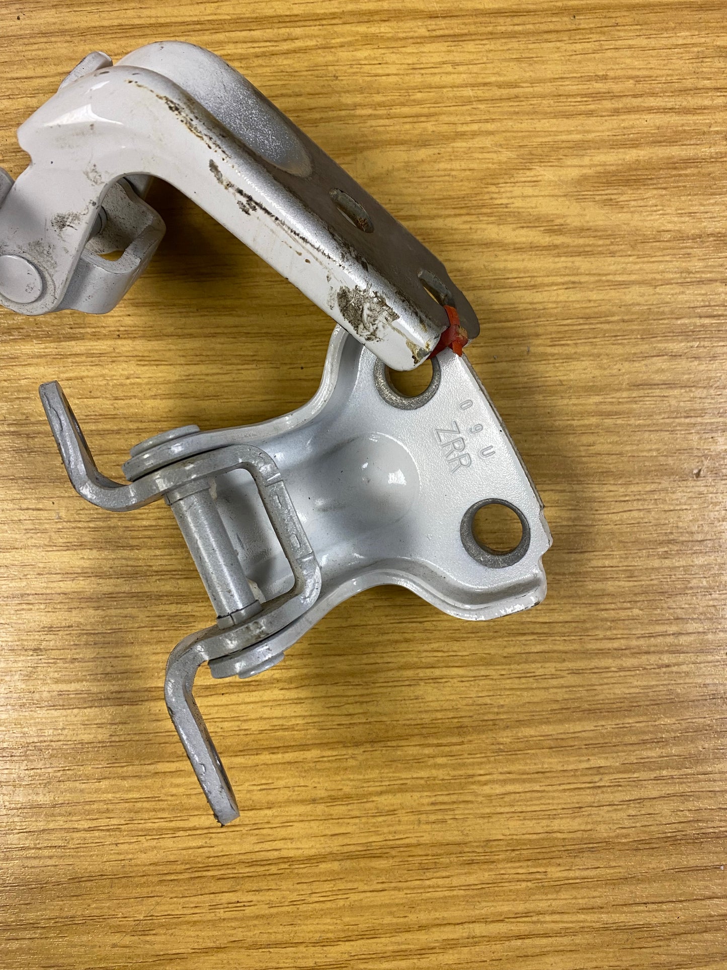 Subaru Forester Rear Right Door Hinge Hinges Pair 10-13 UK Parts