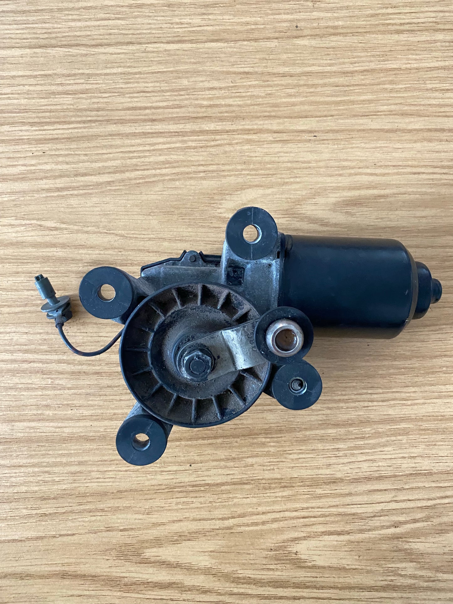 Mitsubishi Lancer Evolution Evo 4 Evo 5 Evo 6 IV V VI Front Wiper Motor (2)
