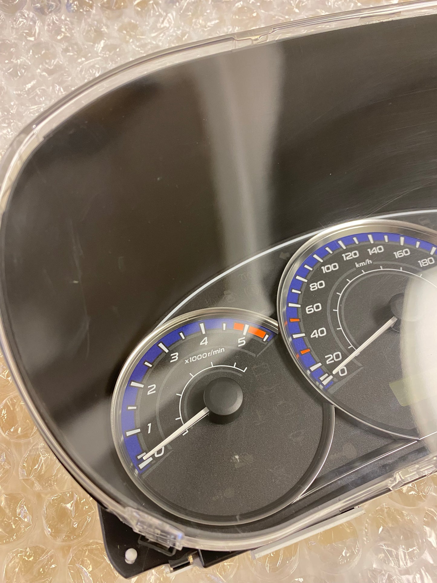 Subaru Impreza 2.0 Diesel Speedometer Speedo Clocks Cluster KM 2008-2012