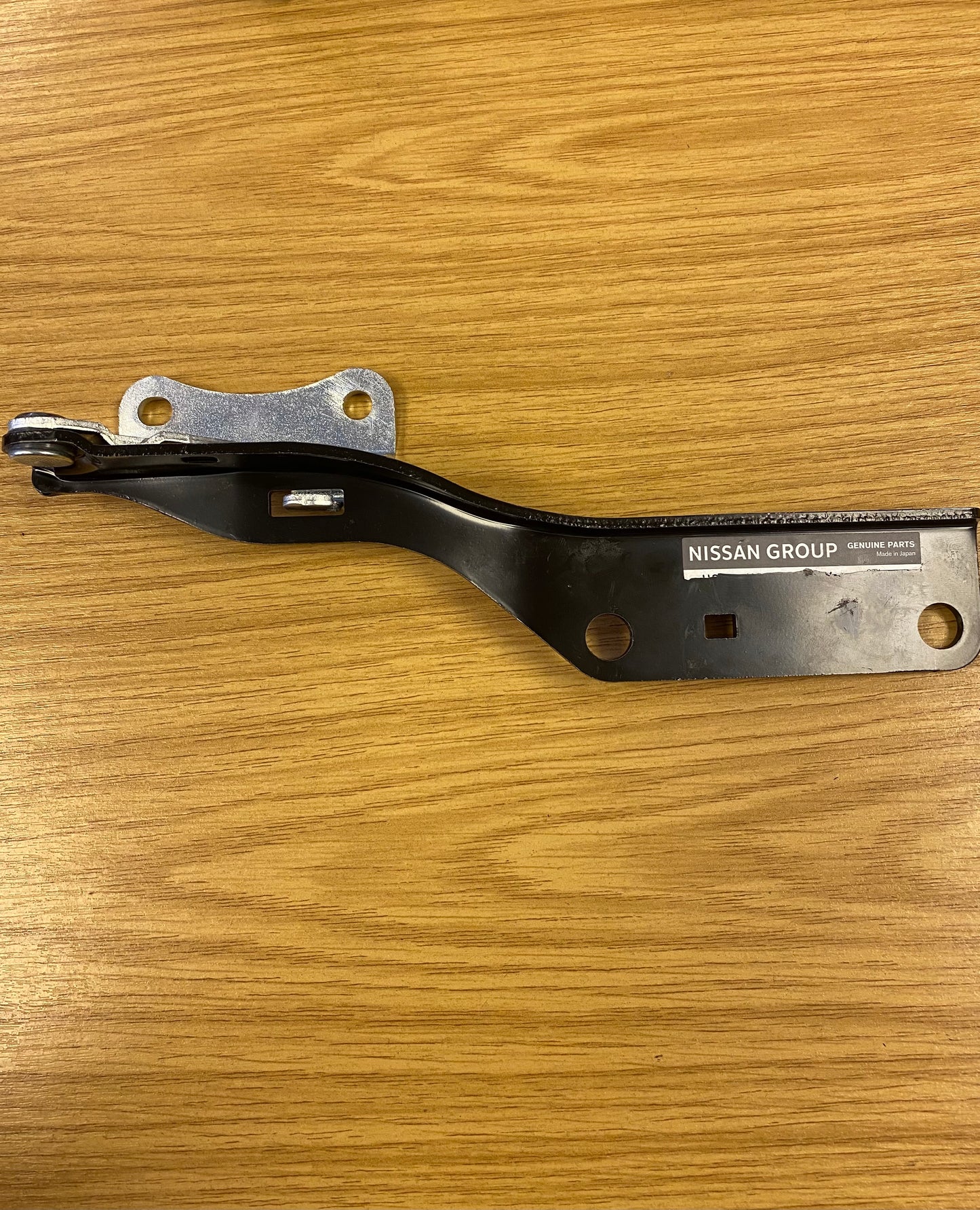 NEW Genuine Nissan Skyline GTR R34 Bonnet Hood Hinge Assembly OEM UK