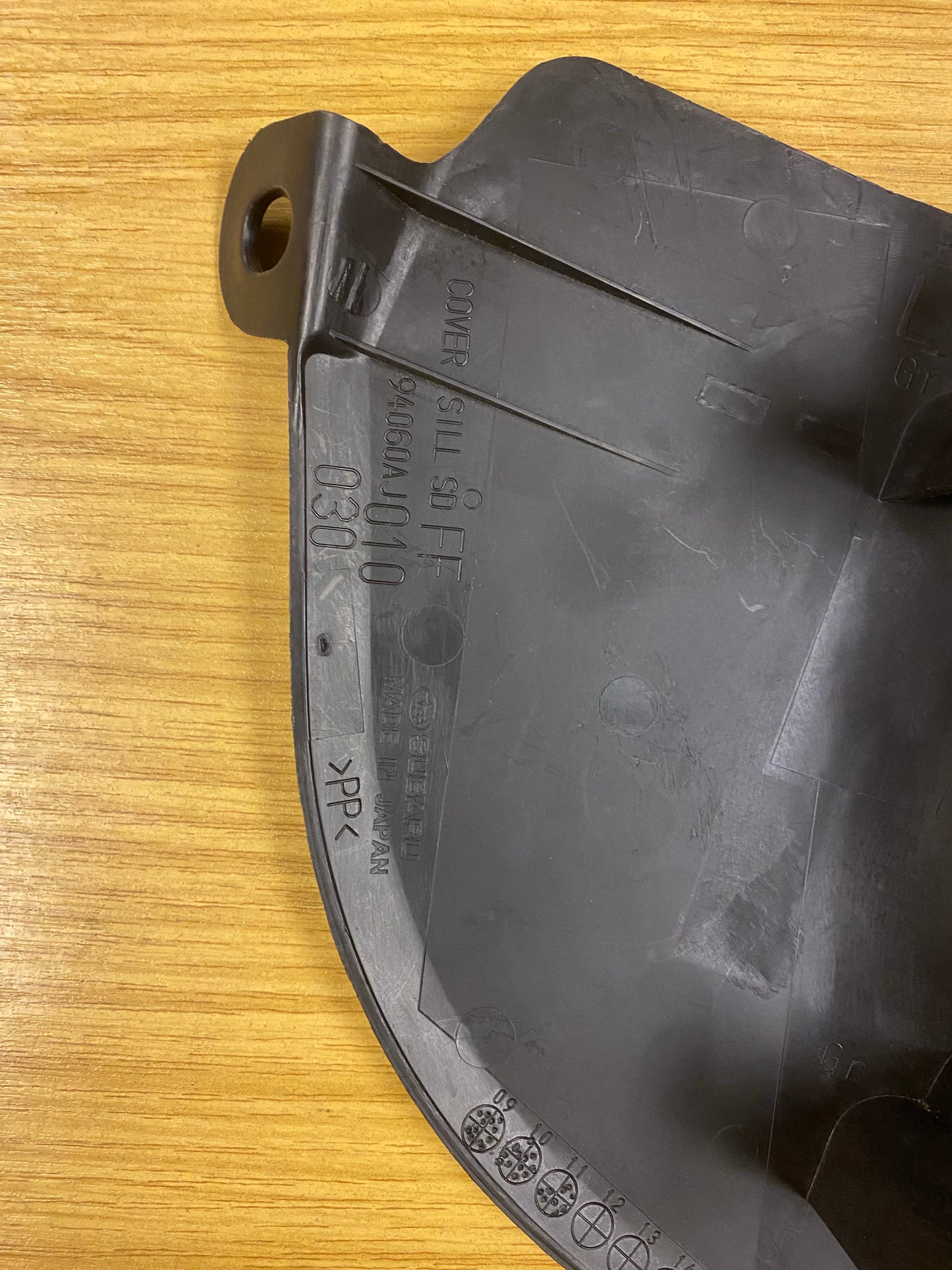 Subaru Legacy Outback MK4 2.0D Front Left Lower Trim Cover Panel 94060AJ010