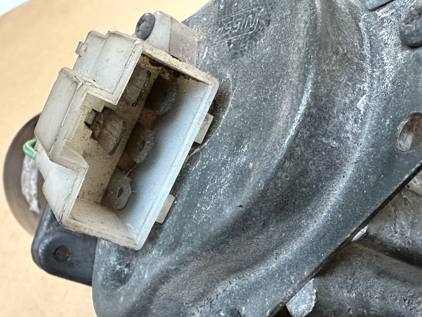 Nissan Skyline GTR R34 BNR34 Front Windscreen Wiper Motor UK STOCK