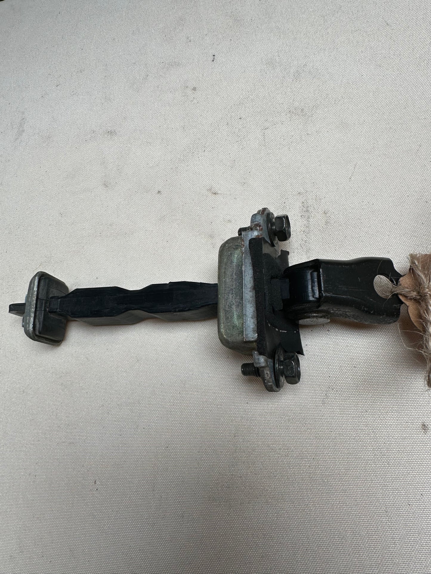 Nissan Skyline GTR R34 BNR34 Front Left Link Door Stopper