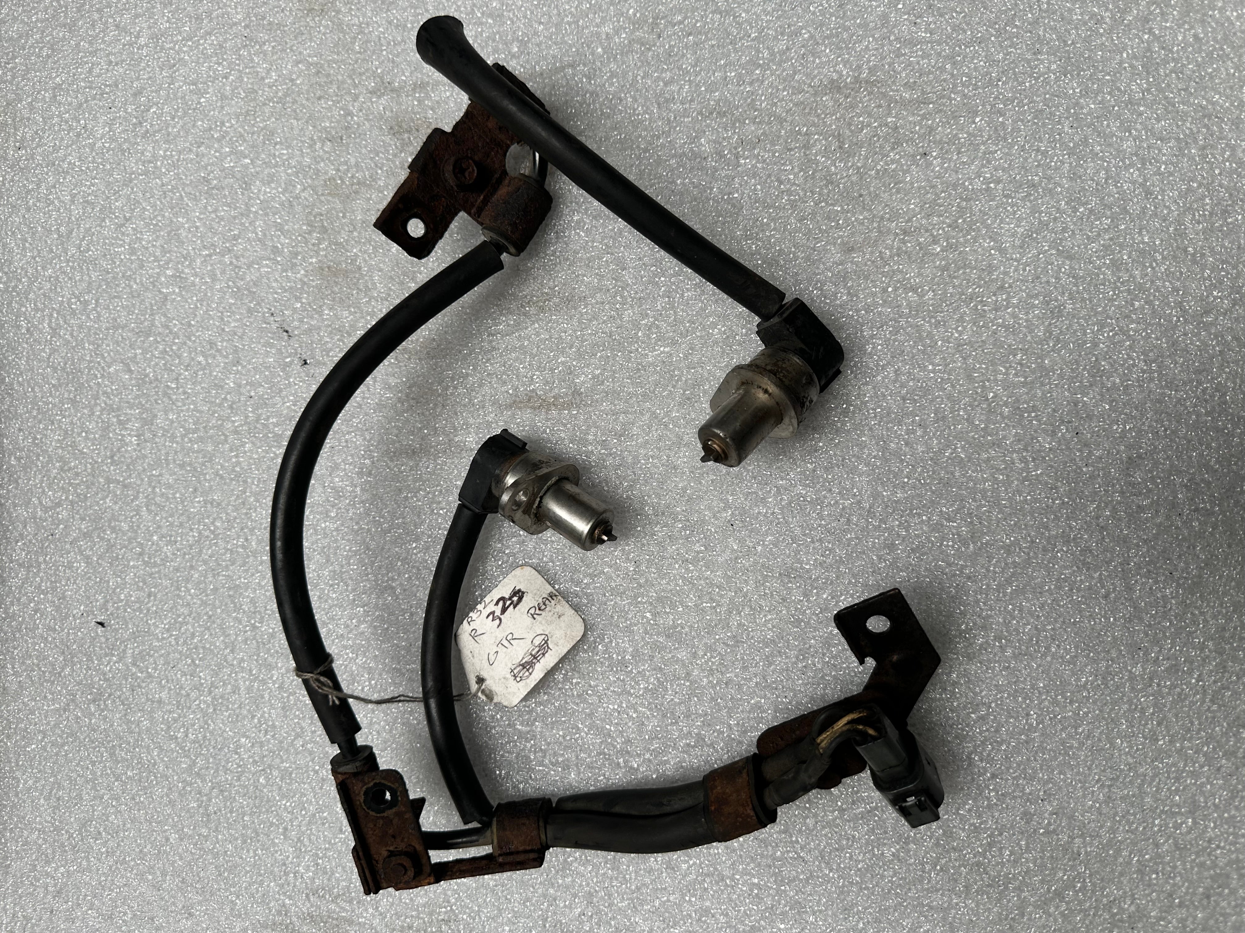Nissan Skyline BNR32 GTR R32 Rear Differential Diff ABS Sensors – GT Bitz