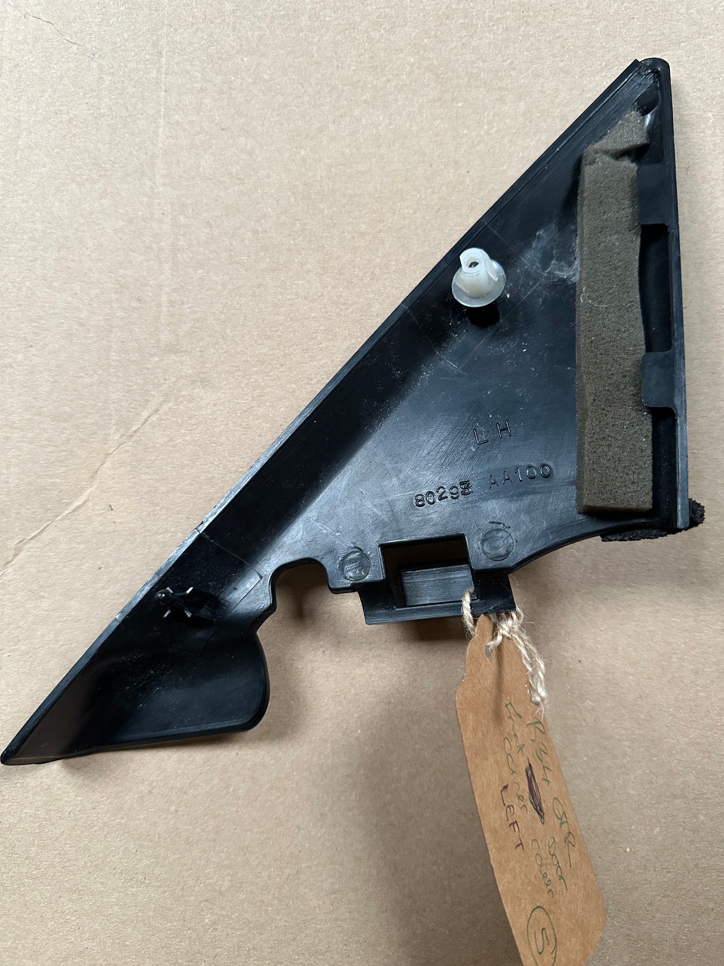 Nissan Skyline GTR R34 Interior Front Left Door Corner Cover 80293AA100 (5)