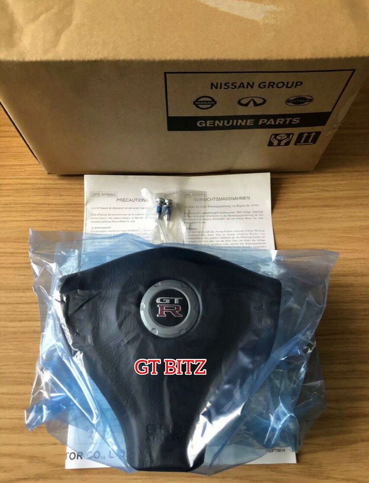 New Nissan Skyline GTR R34 Steering Centre Trim SRS Airbag Air Bag Horn BNIB