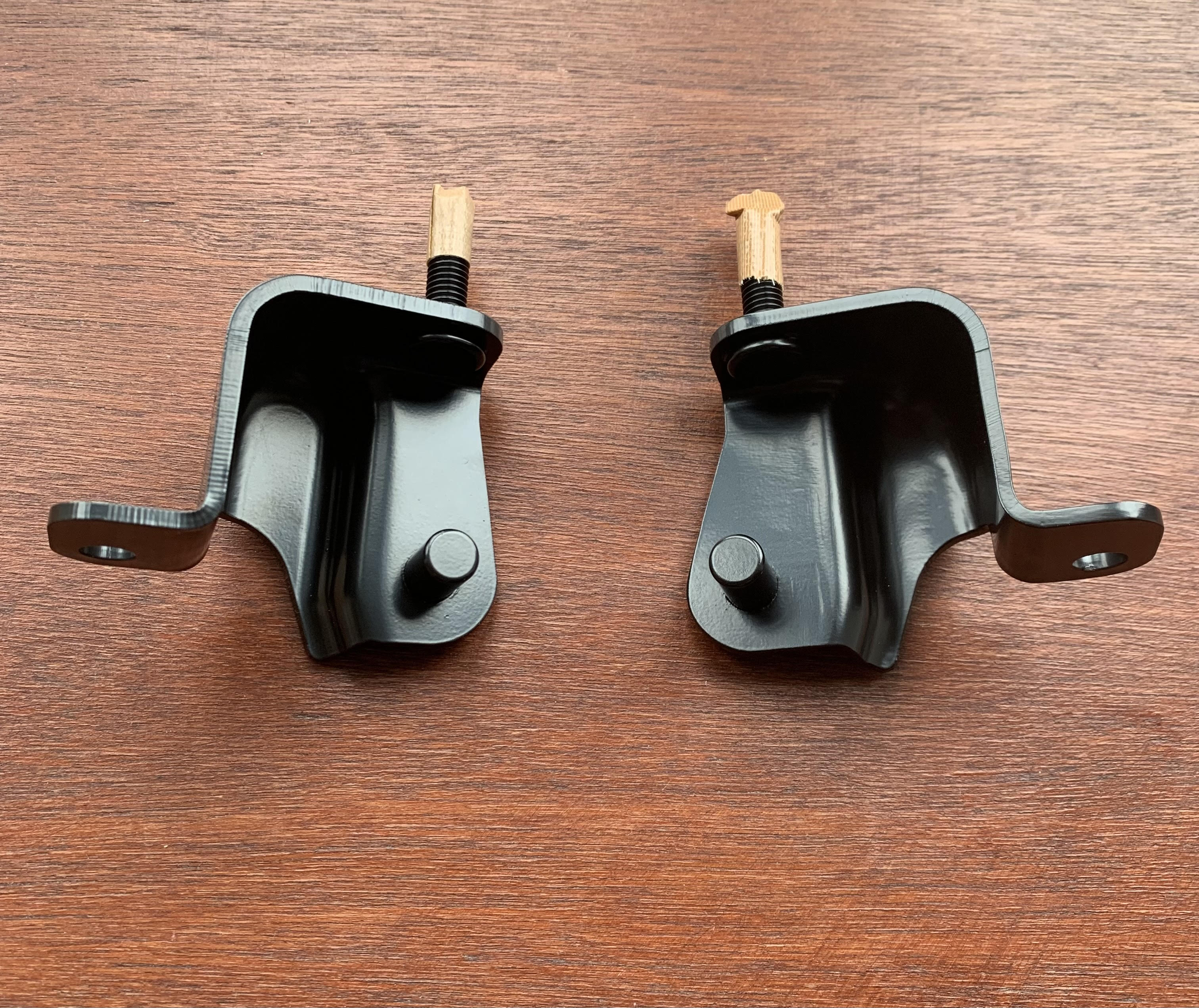 Nissan Skyline GTR R34 BNR34 Intercooler Lower Bracket Pair Set (1) NE ...